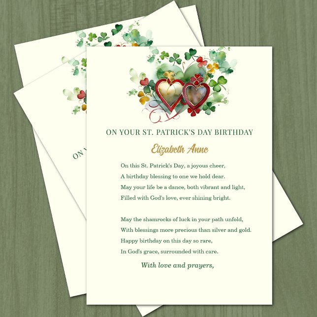 Tarjeta Día de San Patricio Bendeciendo a los Shamrock (St. Patrick's Day Birthday Blessed with hearts and shamrocks )