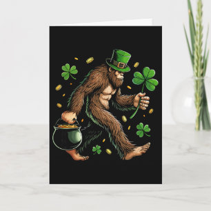 Tarjeta Día de San Patricio de Bigfoot Divertido Sasquatch