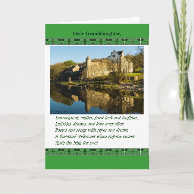 Tarjeta Día de San Patricio para la Nieta, Poema, Castillo (Anverso)
