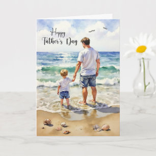 Tarjeta Día del Padre de joven hijo sosteniendo manos en e