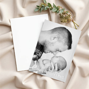 Tarjeta Día del Padre personalizado: Héroe oficial de algu