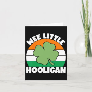 Tarjeta Día divertido de San Patricio pequeño travieso ado