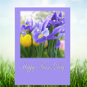 Tarjeta Día Feliz de las Enfermeras Iris Púrpura y Tulipan