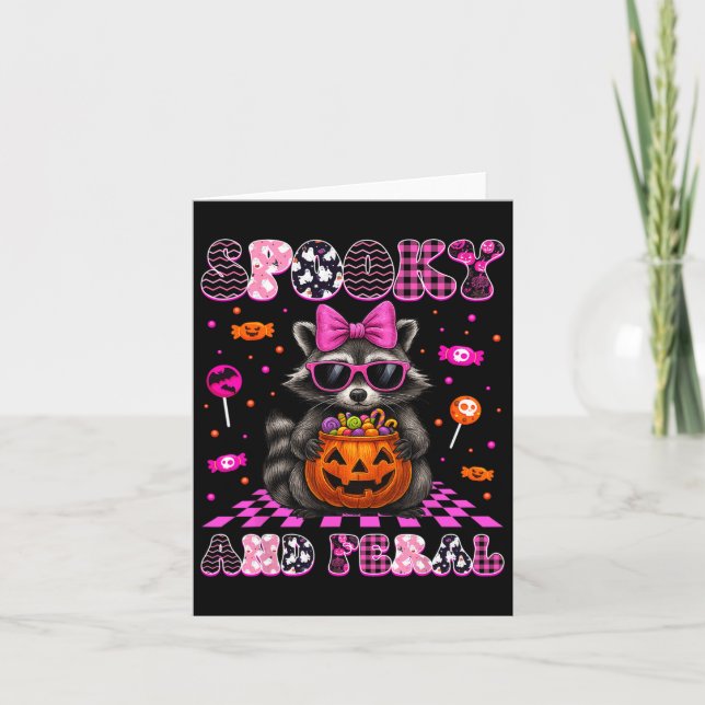 Tarjeta Disfraces De Halloween De Raccona Cuta Fantástica  (Anverso)