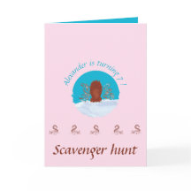 Diversión de búsqueda del tesoro ardilla cavando e