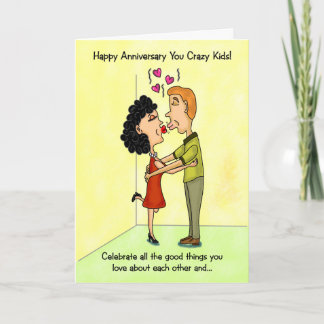 Tarjeta divertida de aniversario: Celebra el amor