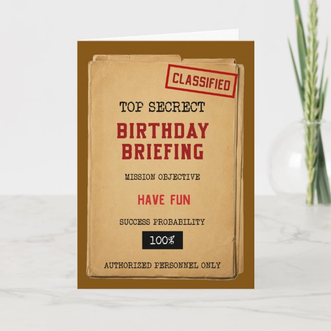 Tarjeta divertida de cumpleaños con informe clasif (Anverso)