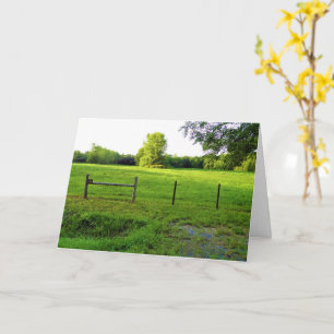Tarjeta divertida HI con valla campestre y campo v