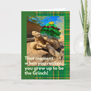 Tarjeta Divertida y Festiva Tortuga Sulcata Grinch Fiesta