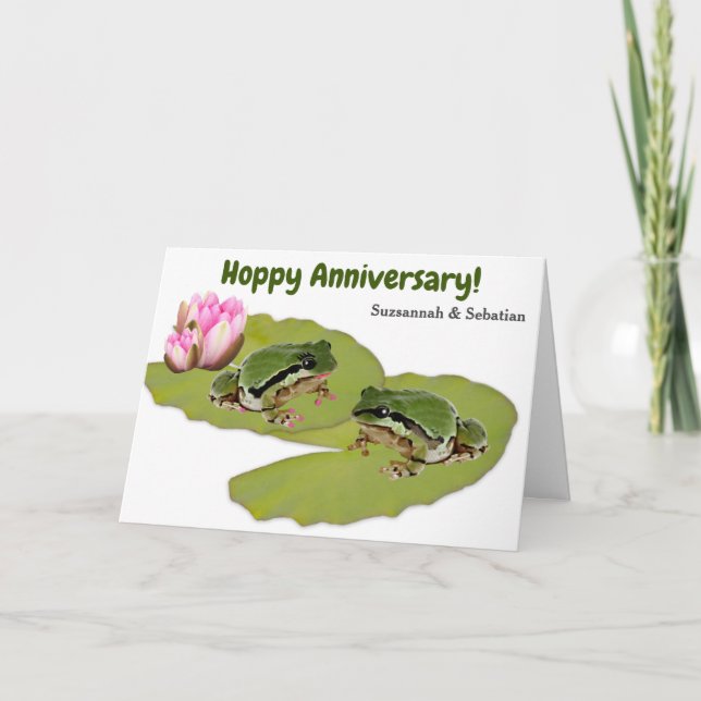 Tarjeta Divertido aniversario Boda Frog Pareja Lilies Rosa (Anverso)