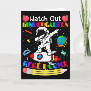 Tarjeta Divertido Cuidado Kinder Aquí Voy Astronauta