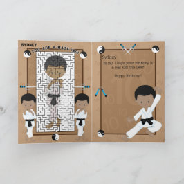 Tarjeta Divertido eres A-Maze-ing Black Boys Karate Cumple