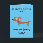 Tarjeta Divertido perro de la salchicha Snarky Husband 60<br><div class="desc">Funny Sausage Dog Snarky Husband cumpleaños número 60, un diseño divertido hecho para cualquier esposo. Si buscas una tarjeta de cumpleaños única para el marido, graciosas tarjetas de cumpleaños número 60 del marido o sarcásticas tarjetas de cumpleaños del marido. El diseño presenta un divertido perro salchicha con algún gracioso texto...</div>
