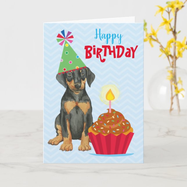 Tarjeta Doberman Cupakes de Cumpleaños (flor amarilla)