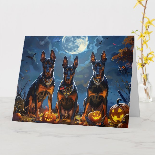 Tarjeta Doberman Halloween Espeluznante (flor amarilla)