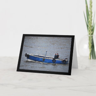Tarjeta Dos hombres y un barco azul