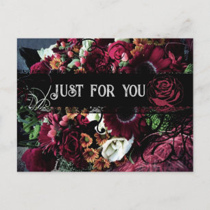 Tarjeta dramática de flores solo para ti