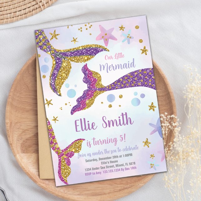 Tarjeta editable bajo el Fiesta marino con arcoiri (Mermaid Tails Glitter Birthday Invitation)