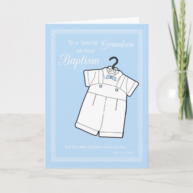 Tarjeta El bautismo de niño felicita al azul con traje bla (Anverso)