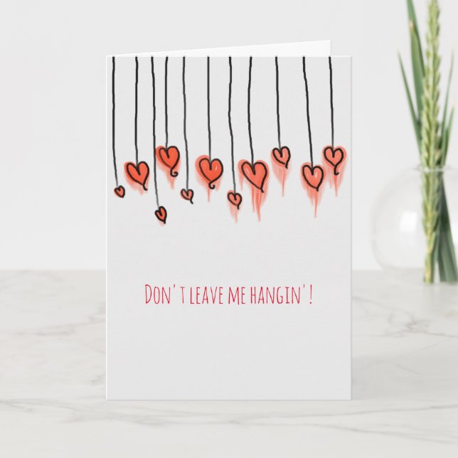 Tarjeta El día de San Valentín Artsy Hanging Heart (Anverso)