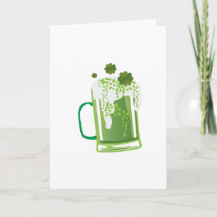 Tarjeta El día de St Patrick verde de la cerveza divertido