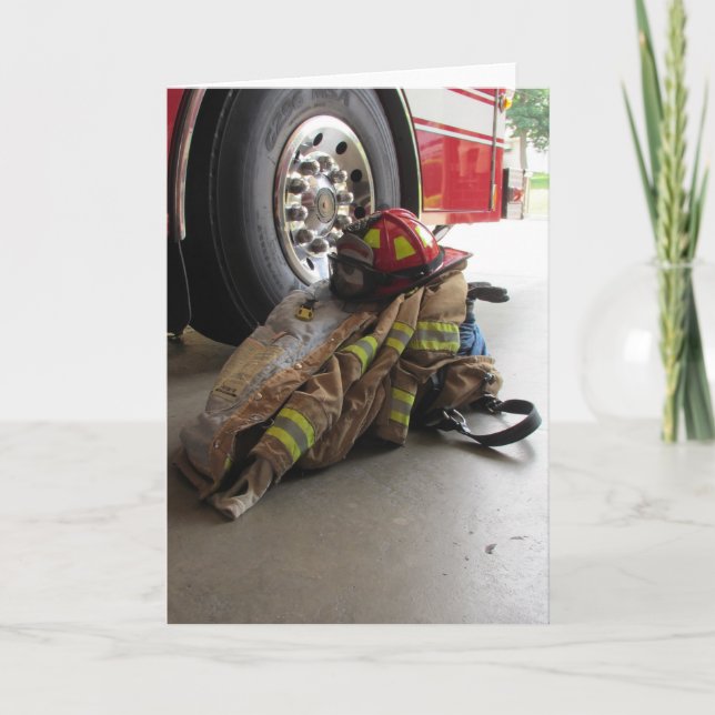 Tarjeta El engranaje y el camión del bombero (Anverso)