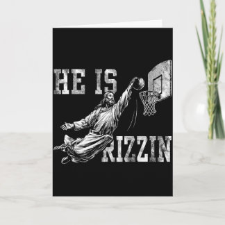 Tarjeta Él es divertido Rizzin Meme cristiano de baloncest