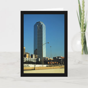 Tarjeta El gigante de Dallas