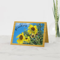 El girasol amarillo se vuelve bien azul cielo Humo