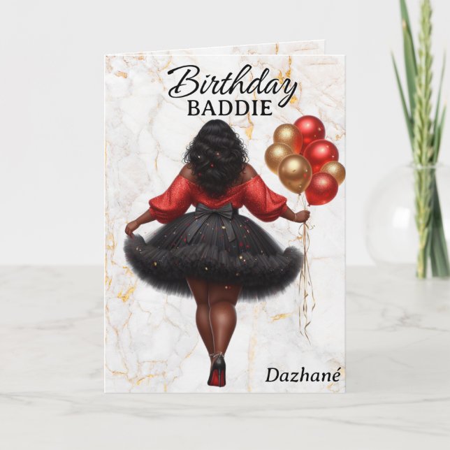 Tarjeta El glamoroso cumpleaños rojo de una mujer afroamer (Anverso)