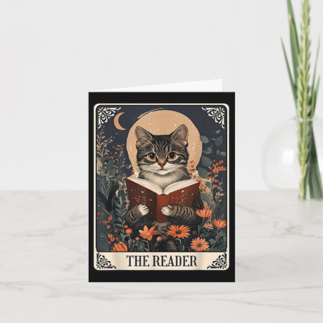 Tarjeta El lector Tarot Card Cat leyendo libro floral (Anverso)