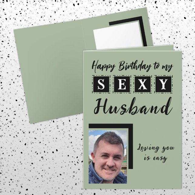 Tarjeta El marido sexy agrega foto de cumpleaños verde (Subido por el creador)
