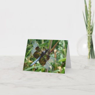 Tarjeta El nuevo día cultiva un huerto libélula del varón