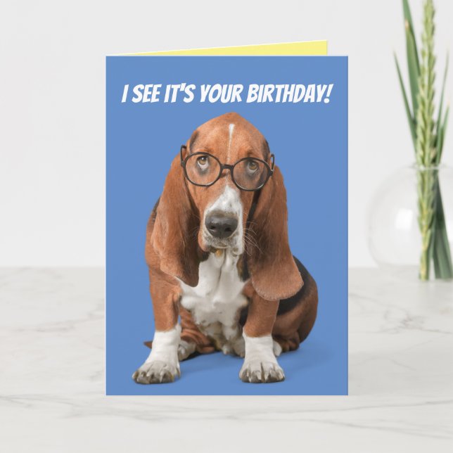 Tarjeta El perro de Basset veo que es tu cumpleaños (Anverso)