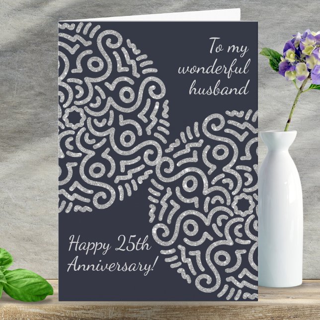 Tarjeta Elegante aniversario Boda de manala de plata de la (Have this opportunity to show love to your husband with this anniversary card.)