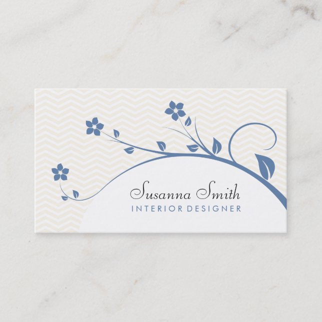 Tarjeta elegante con flores azules y chevrón (Anverso)