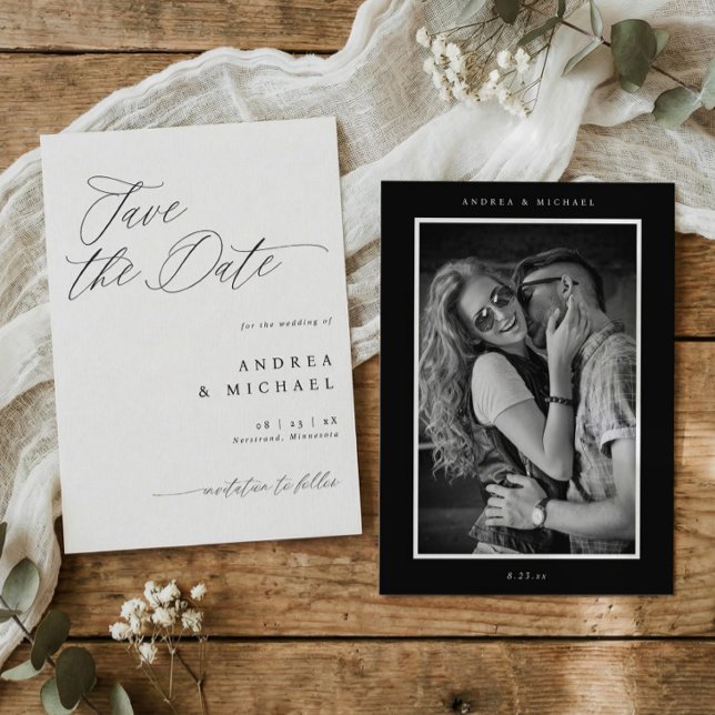 Tarjeta elegante de aviso de fecha de boda moderna (Elegant black and white photo wedding save the dates with modern script calligraphy)