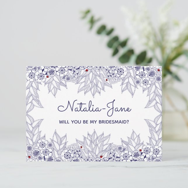 Tarjeta Elegante invitada de la dama de honor azul blanca (Anverso de pie)
