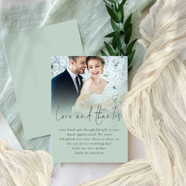 Tarjeta Elegante Script Amor Gracias Foto Boda Sage (Front and back view. Available printed or as a digital download)