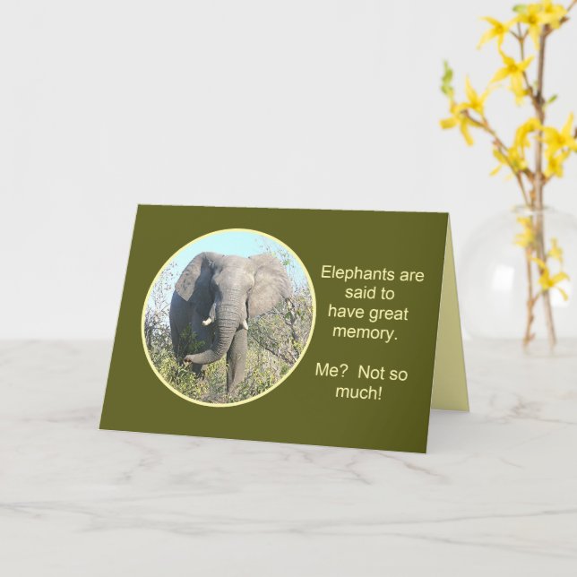 TARJETA ELEPHANT HAVE GOOD MEMORIES, ME NOT SO MUCH (flor amarilla)