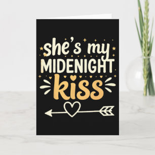 Tarjeta Ella es mi beso de medianoche Feliz año nuevo pare