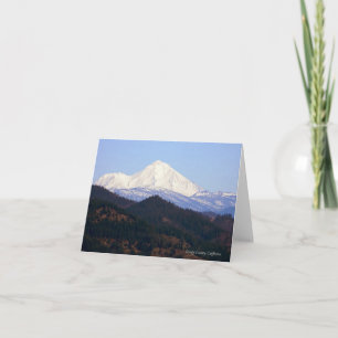 Tarjeta En un día claro está el monte Shasta......