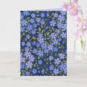 Tarjeta Encantadoras Flores de Vinca Dispersas Azul Profun