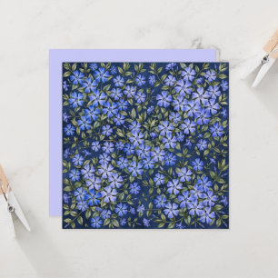 Tarjeta Encantadoras Flores de Vinca Dispersas Azul Profun