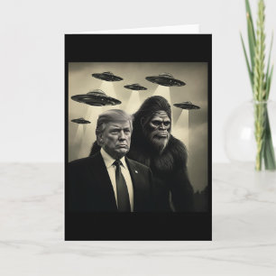 Tarjeta Encuentro de Trump con Bigfoot Ovni Alien Conspira
