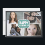 Tarjeta enmarcada azul de la foto de Jánuca de la<br><div class="desc">Esta tarjeta rústica del estilo de la pizarra se hace exclusivamente para Zazzle y es perfecta para un nostálgico con todo el correo moderno del día de fiesta. El sentimiento de Jánuca de la carpa en azul acentúa su foto con la tipografía blanca. Añada un sello del día de fiesta...</div>