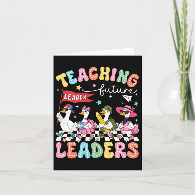Tarjeta Enseñando a los futuros líderes silenciosamente a  (Anverso)