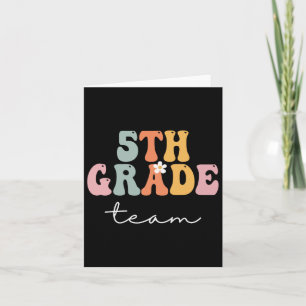 Tarjeta Equipo de 5º grado Retro Groovy Mujeres felices pr