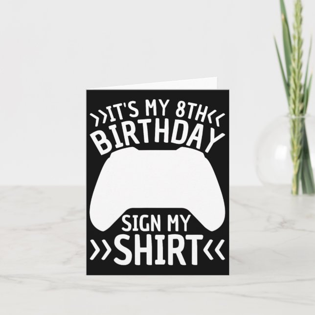 Tarjeta Es mi octavo Rótulo de cumpleaños mi camiseta de 8 (Anverso)