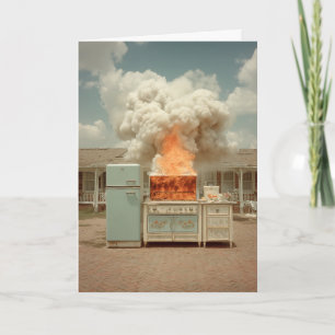 Tarjeta Escena exterior de cocina vintage en llamas